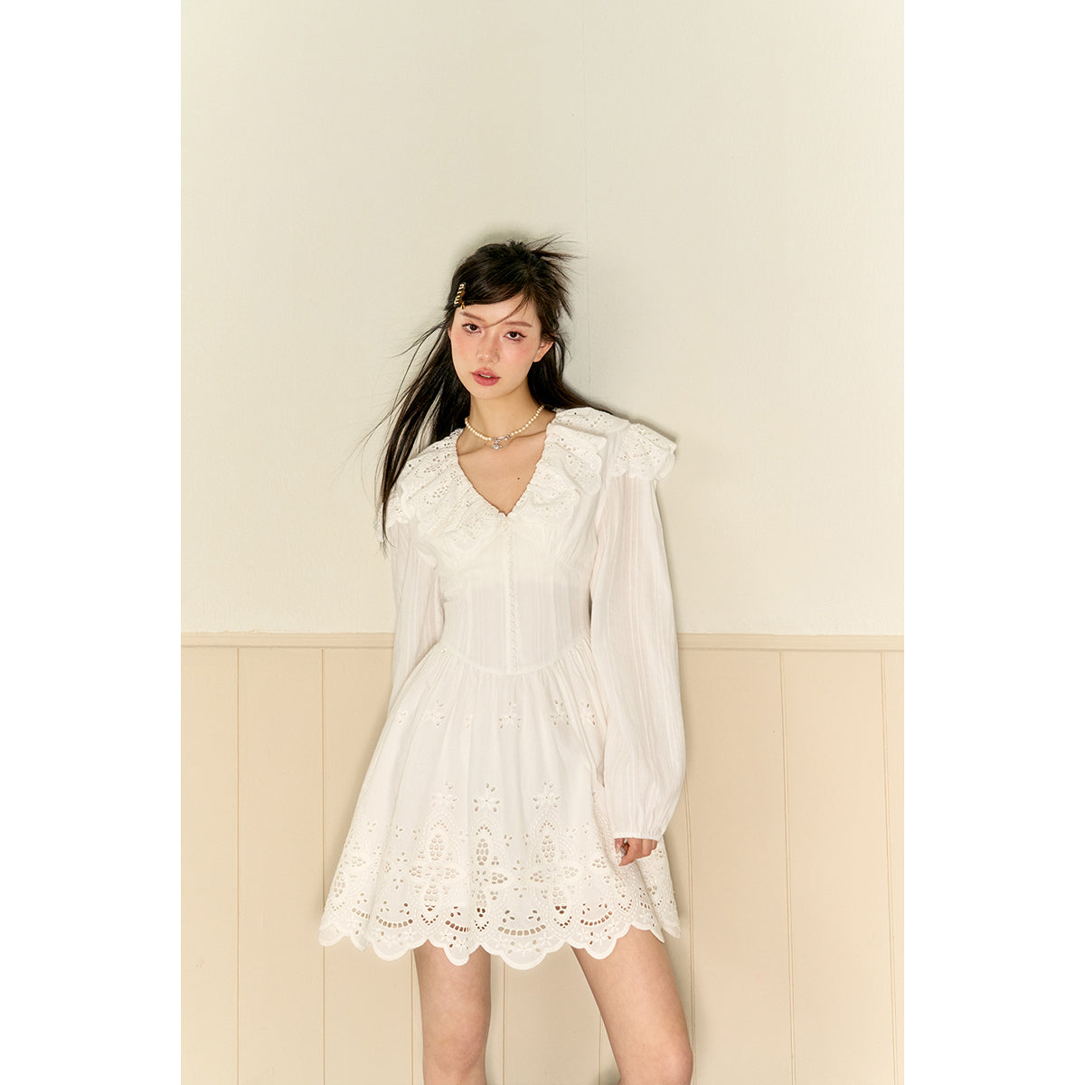 Elegant White Lace Long Sleeve Dress - chiclara