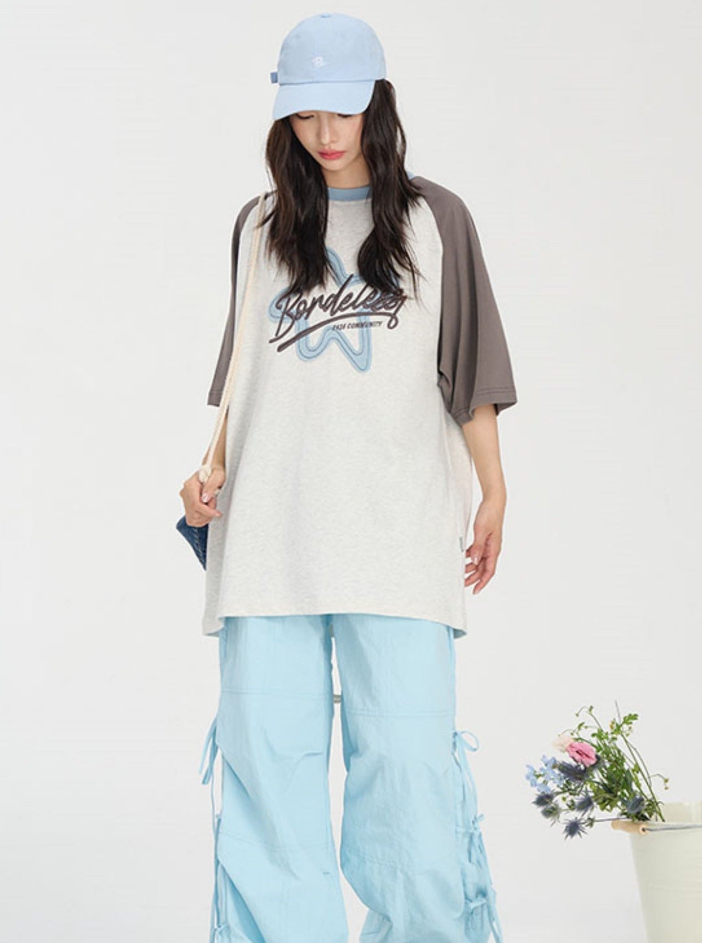 Contrast T-Shirt with Star Raw Edge - chiclara