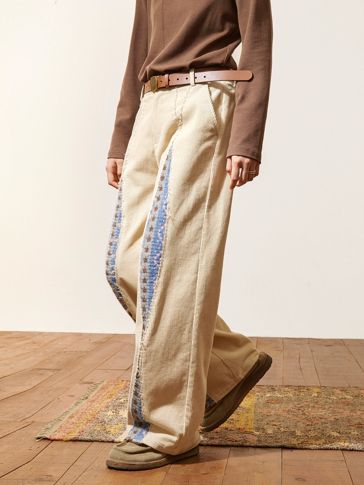 Corduroy Eye-Design Casual Pants