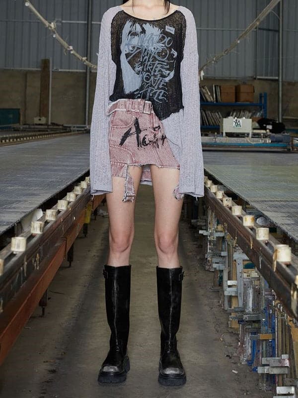 Damaged Street Painted Mini Skirt - chiclara
